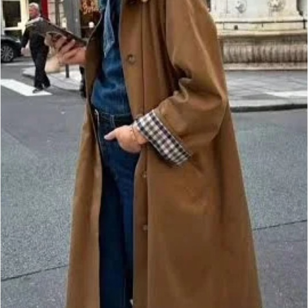 Sézane Authentic Clyde Coat: camel color: size 12